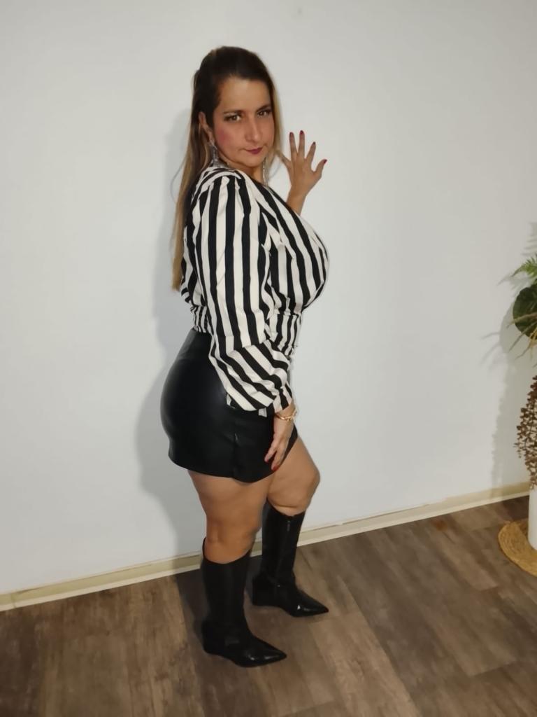 Chica busca chico en Castellón: Chica busca chico