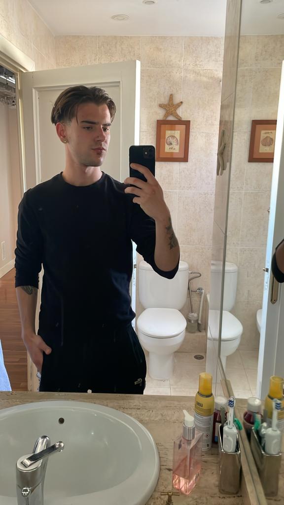 Chico busca chica en Mallorca: 