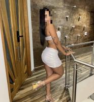 613803320: Chica busca chico en Cádiz