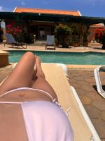 614812890: Chica busca chico en Madrid