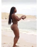 643099727: Chica busca chico en La Coruña