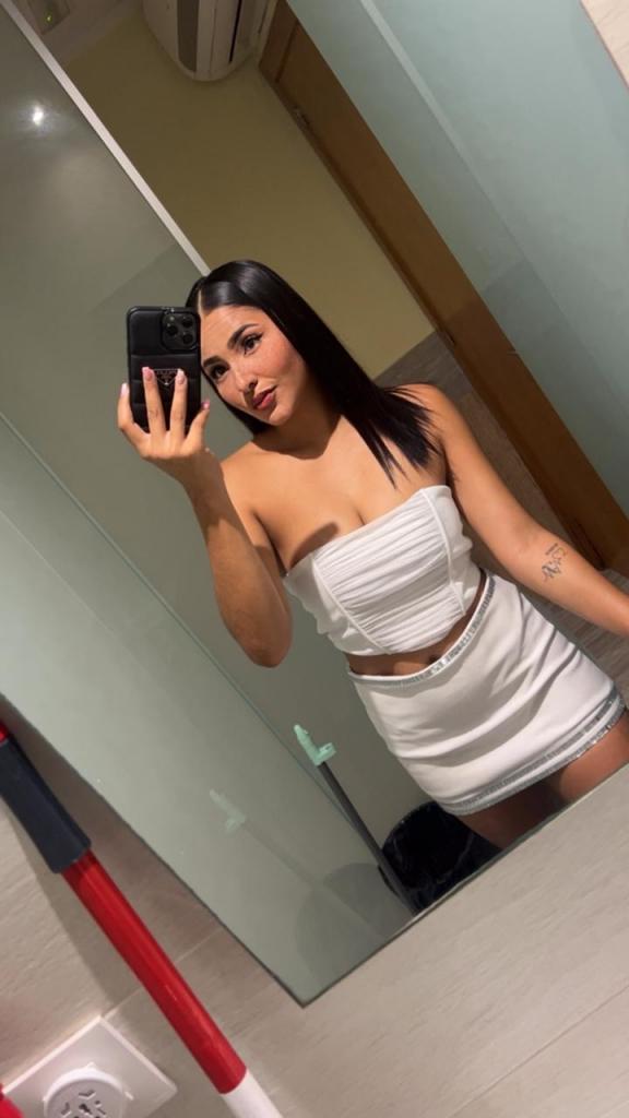 Chica busca chico en Almería: 