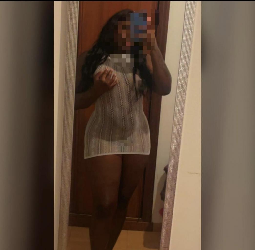 Chica busca chico en La Coruña: 