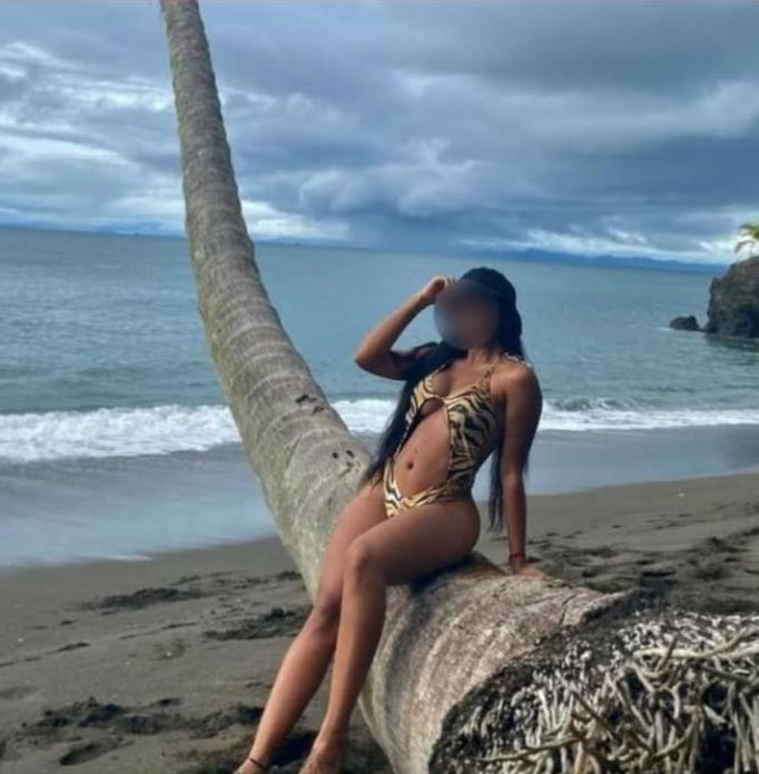 Chica busca chico en Cádiz: 