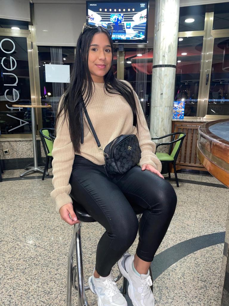 Chica busca chico en Ávila: 