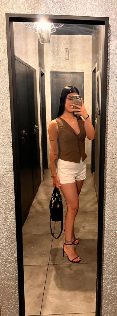 631126761: Chica busca chico en La Coruña