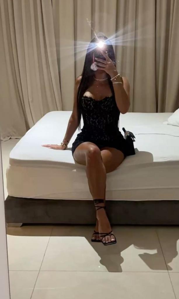 Chica busca chico en Granada: 