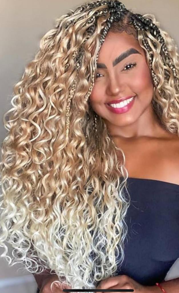 677128409: Chica busca chico en Málaga
