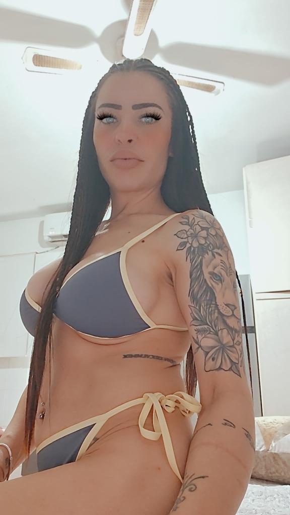 Chica busca chico en Almería: 