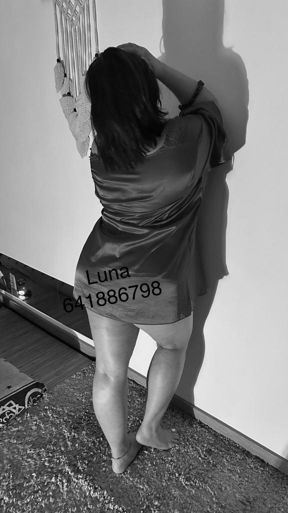Chica busca chico en La Coruña: 