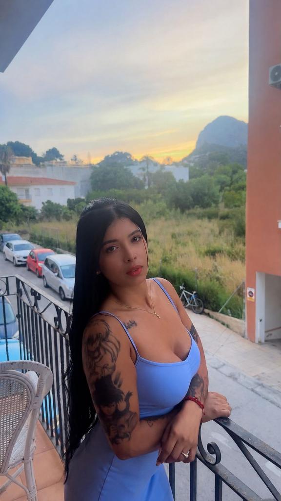637948378: Chica busca chico en Alicante
