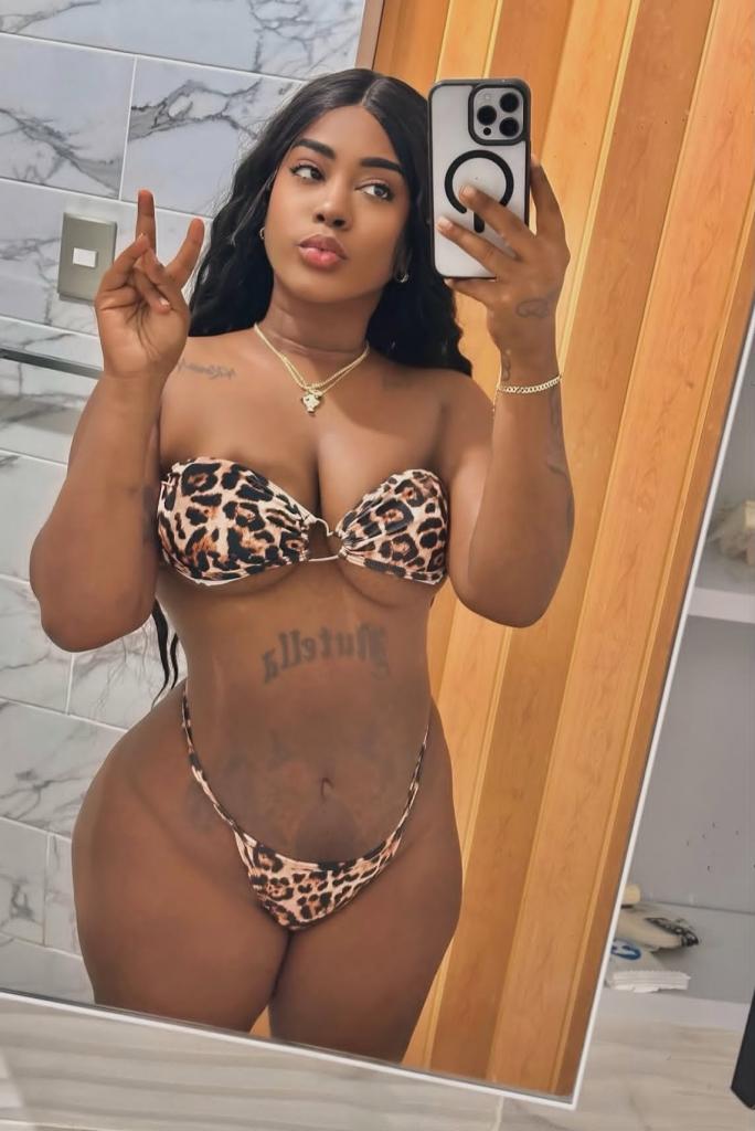 Chica busca chico en Granada: 