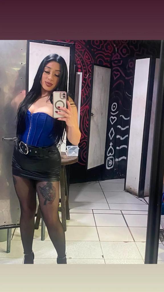 617269946: Chica busca chico en Barcelona