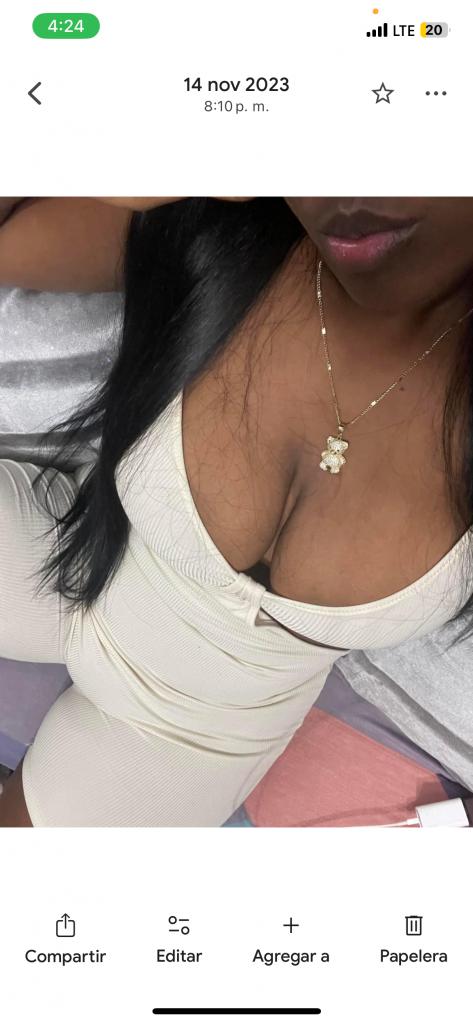 604279047: Chica busca chico en Sevilla