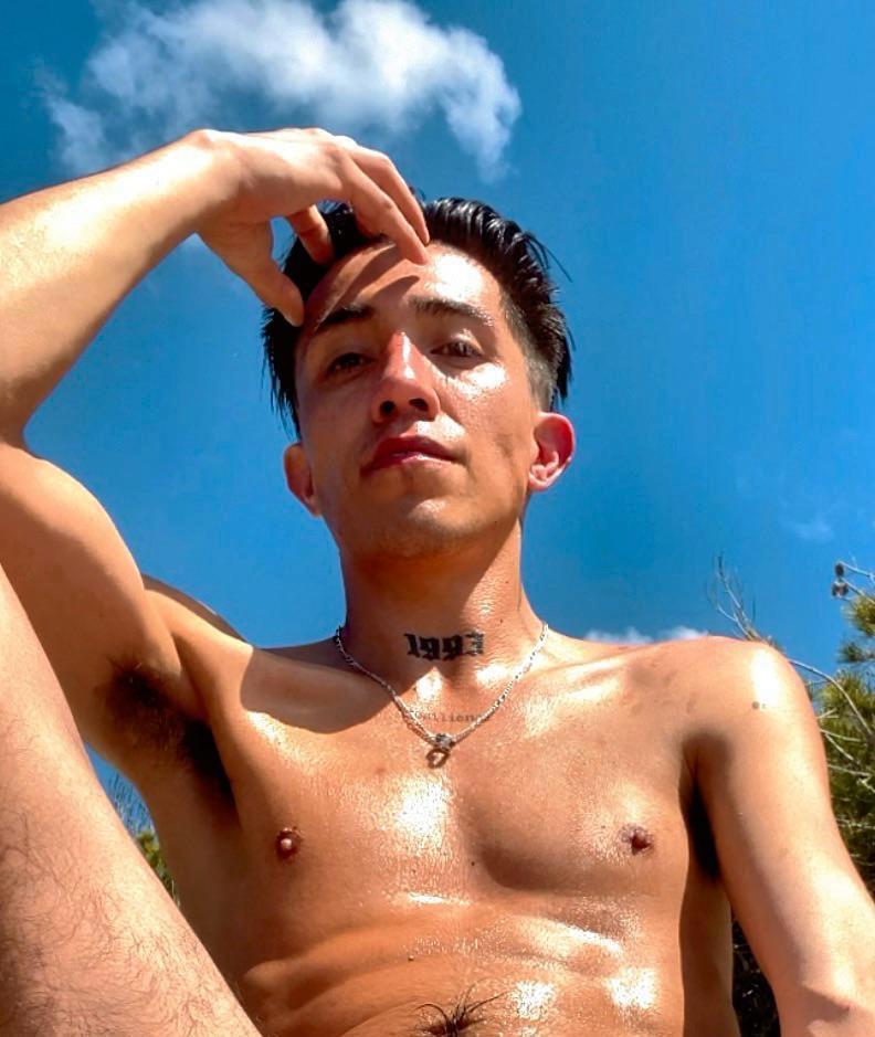 Chico busca chica en Ibiza: 