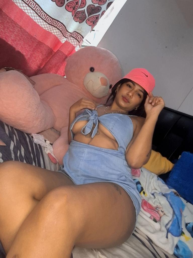 Chica busca chico en Sevilla: 