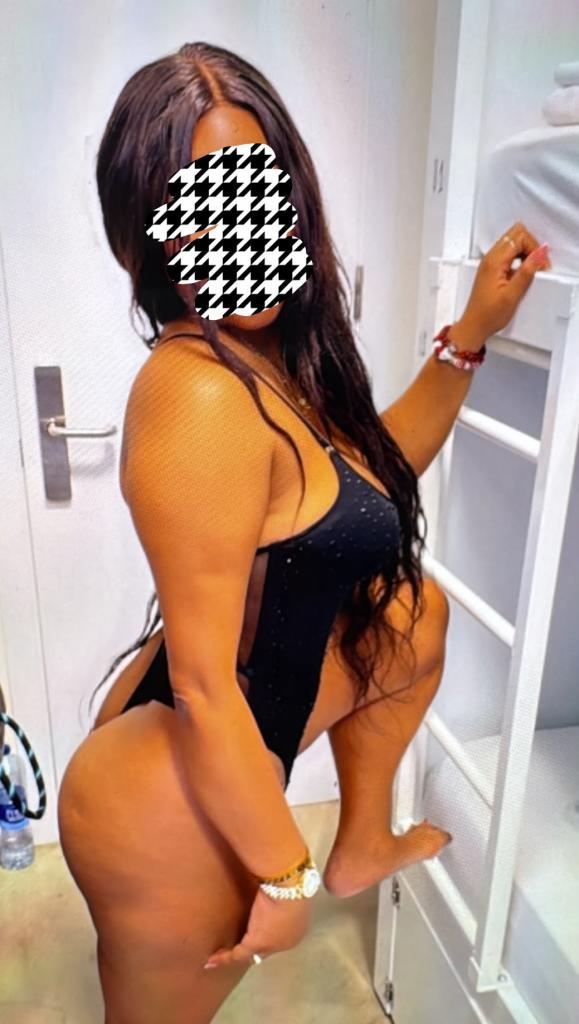 Chica busca chico en Barcelona: 