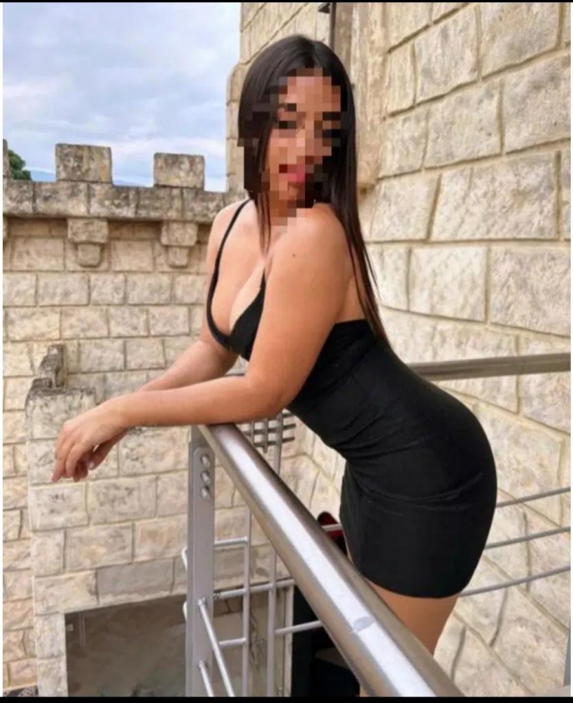 Chica busca chico en Navarra: 