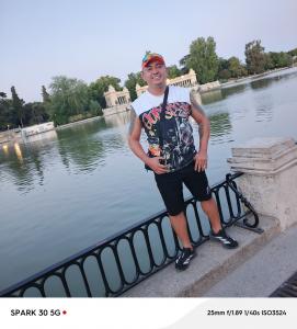 602714941: Chico busca chica en Madrid