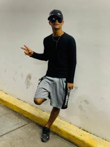 613682116: Chico busca chica en Tenerife