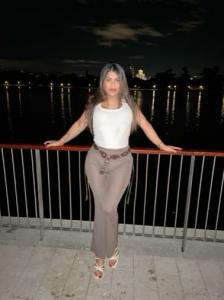 666615307: Chica busca chico en Barcelona