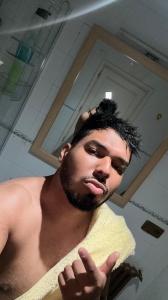 664682864: Chica busca chico en Madrid