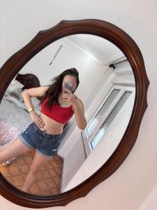 613962170: Chica busca chico en Orense