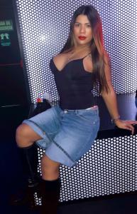 666615307: Chica busca chico en Barcelona