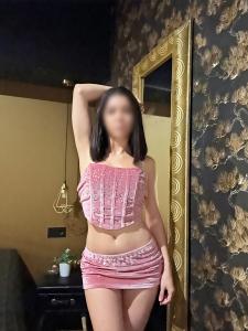 694259963: Chica busca chico en Madrid