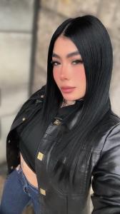 613664013: Chica busca chico en Barcelona