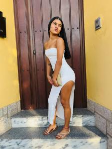 642354373: Chica busca chico en Alicante