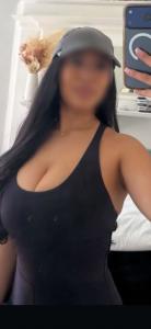 632071165: Chica busca chico en La Coruña