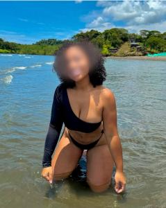 631833934: Chica busca chico en Valencia