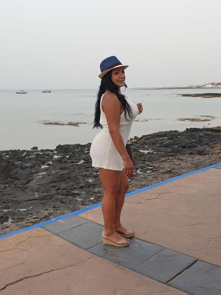 623722835: Chica busca chico en Tenerife