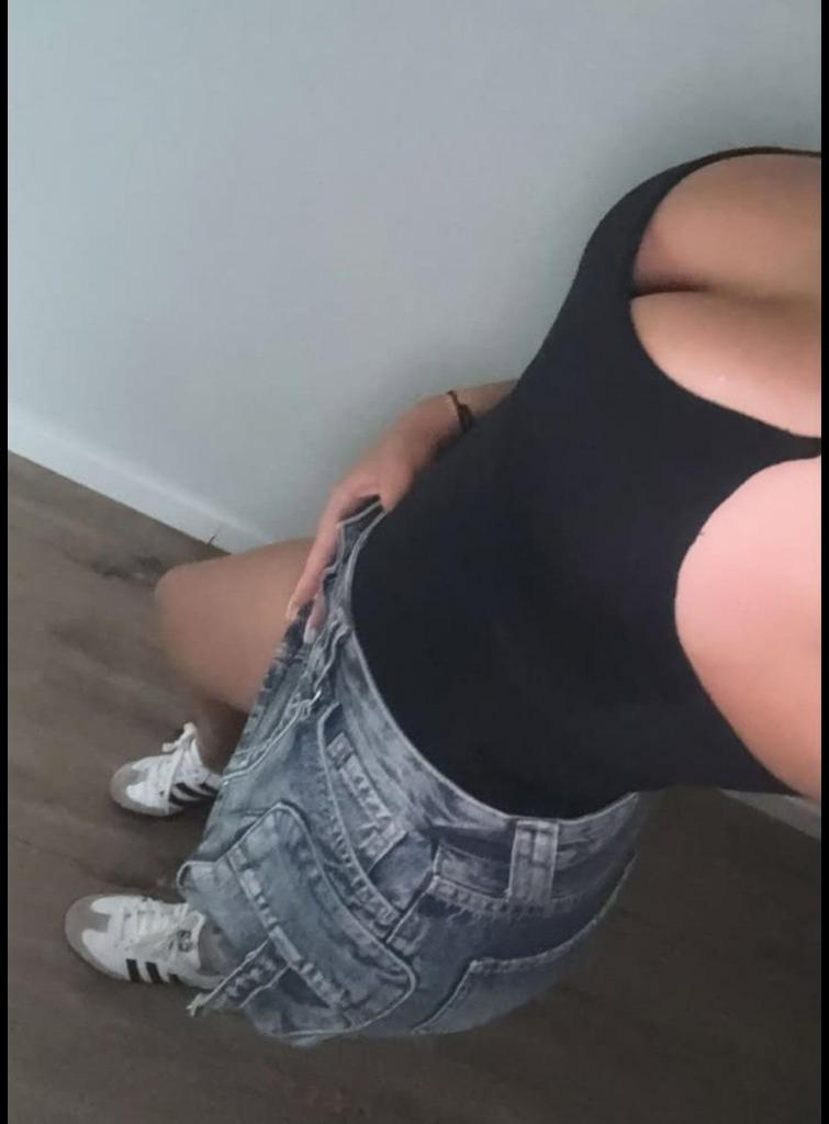 Chica busca chico en Cádiz: Chica busca chico