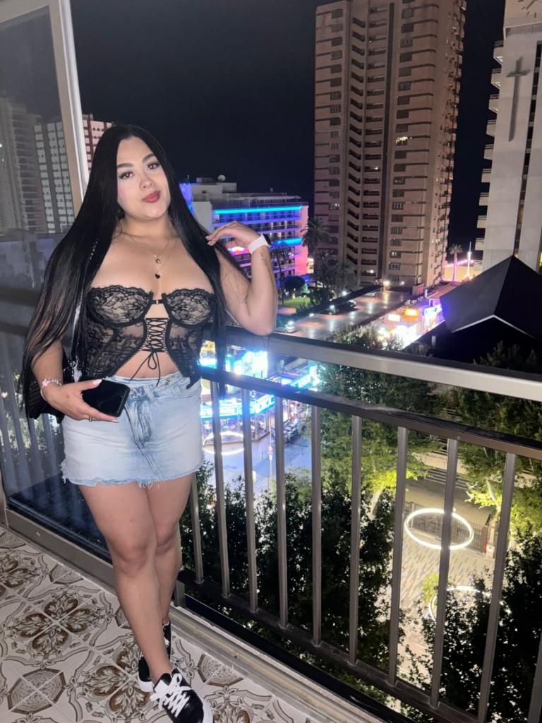 Chica busca chico en Alicante: 