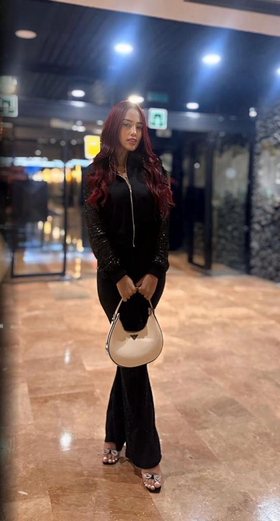 607287163: Chica busca chico en Mallorca