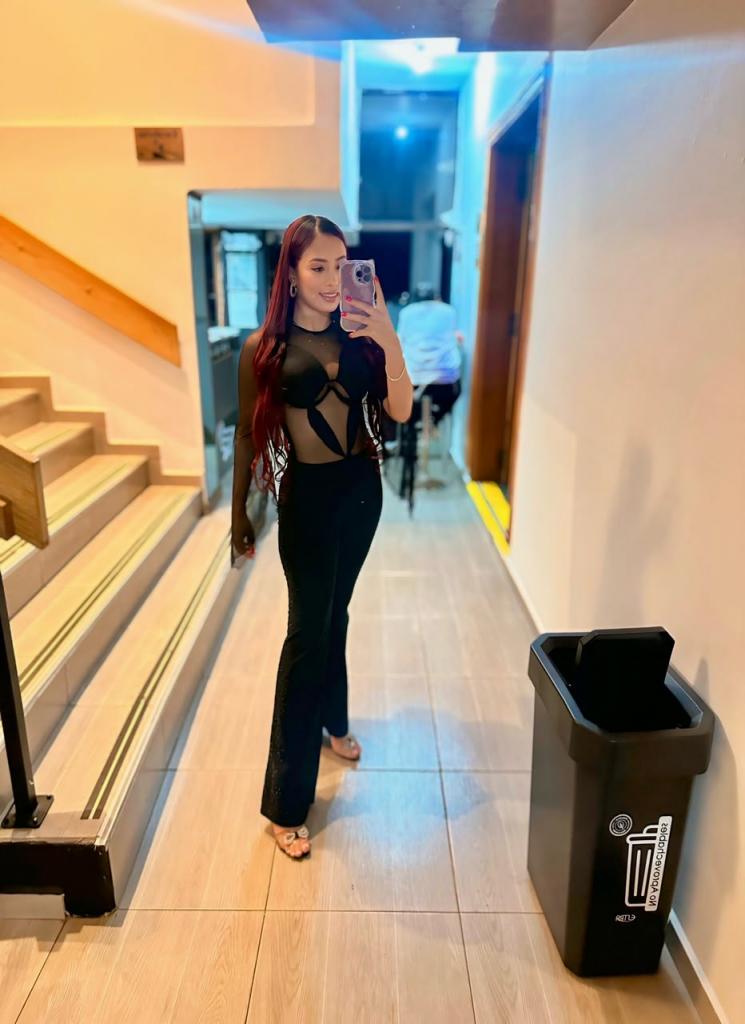 607287163: Chica busca chico en Mallorca