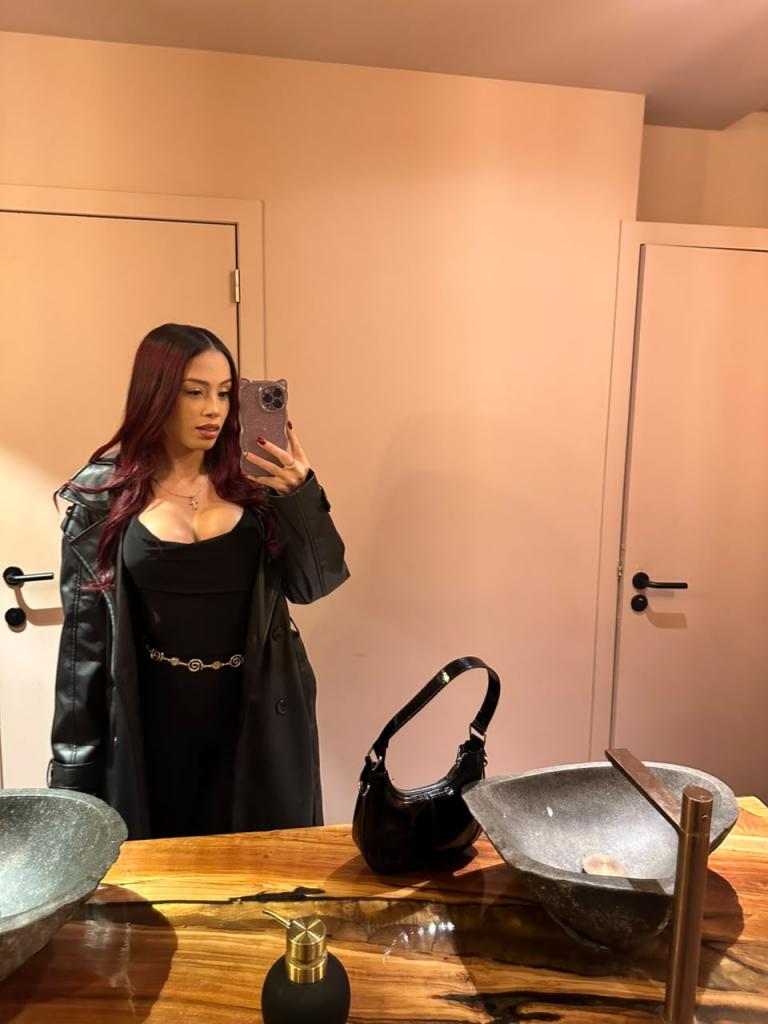 607287163: Chica busca chico en Mallorca
