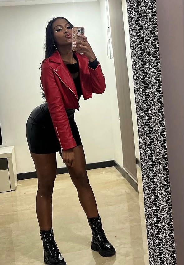 Chica busca chico en Pontevedra: 