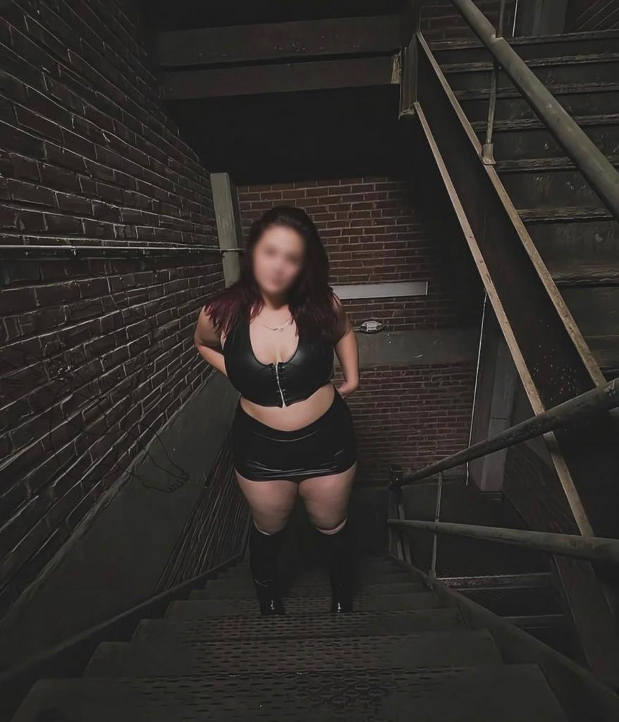 Chica busca chico en Tenerife: 