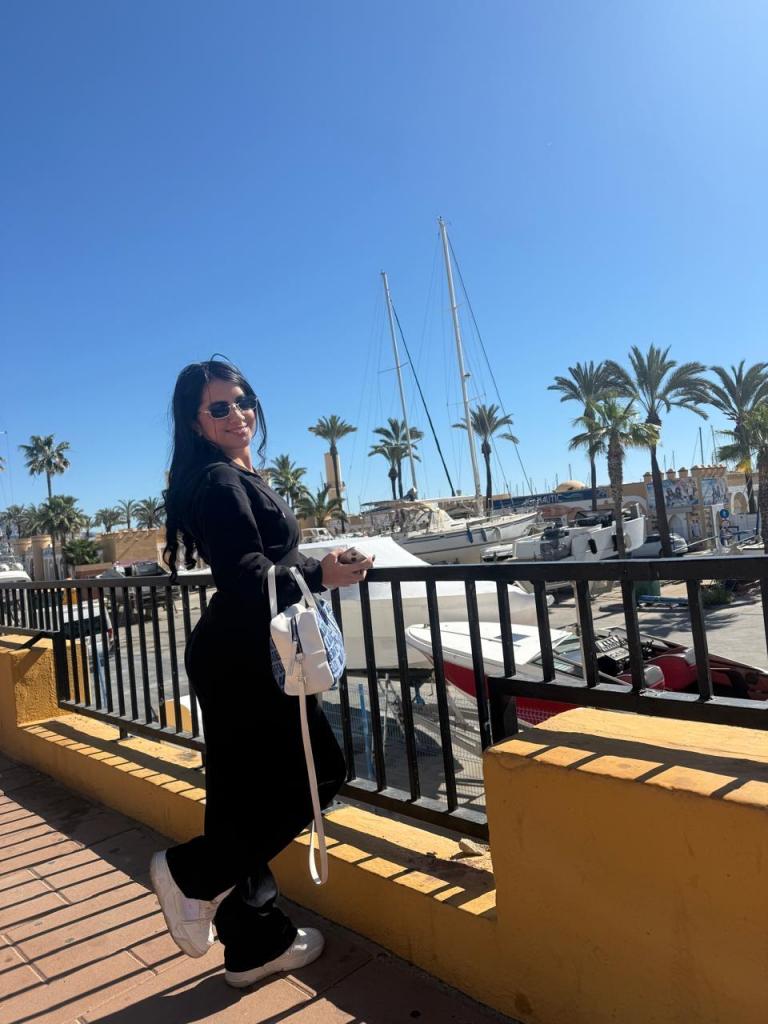 613924867: Chica busca chico en Las Palmas