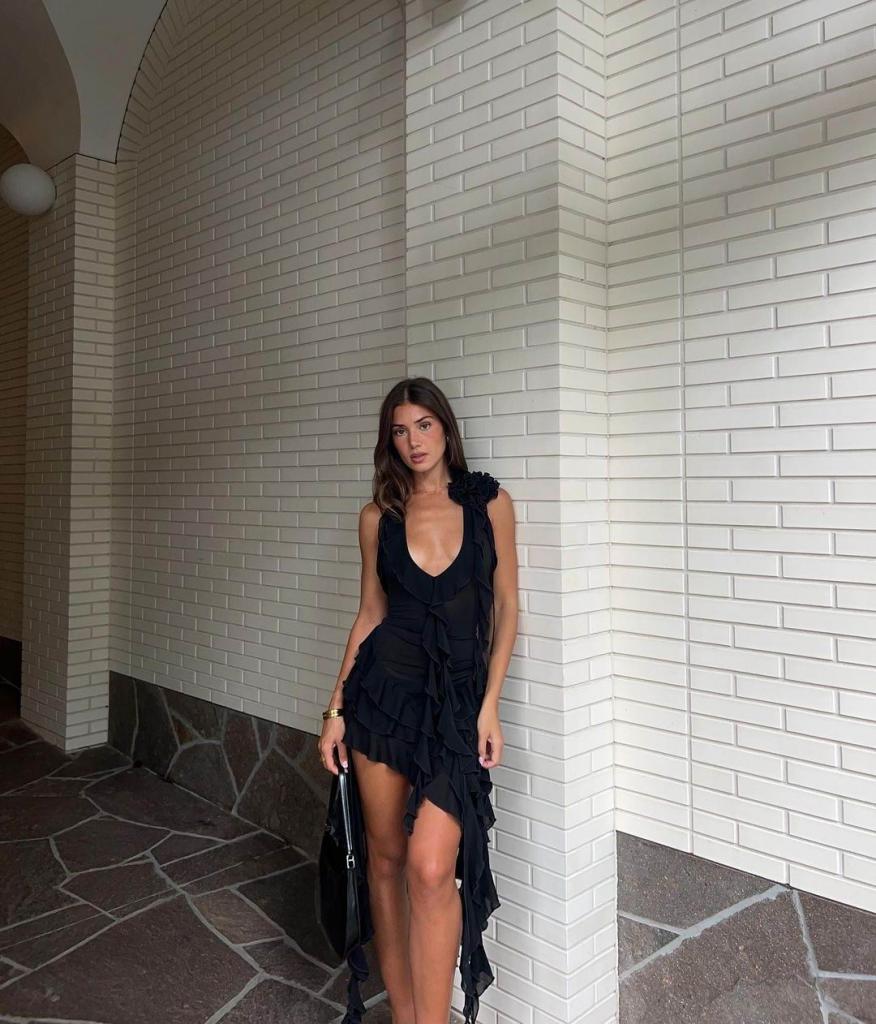 Chica busca chico en Ibiza: 