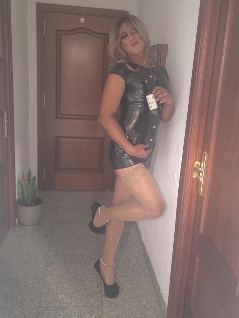 611213040: Travesti en Córdoba