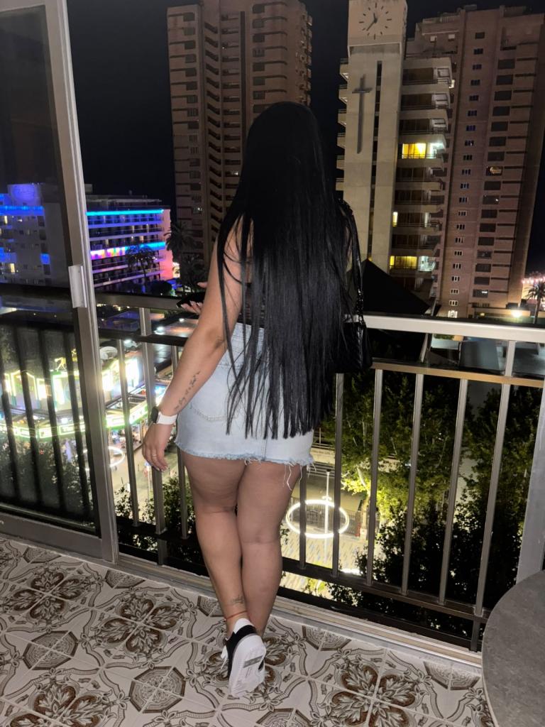 Chica busca chico en Alicante: 