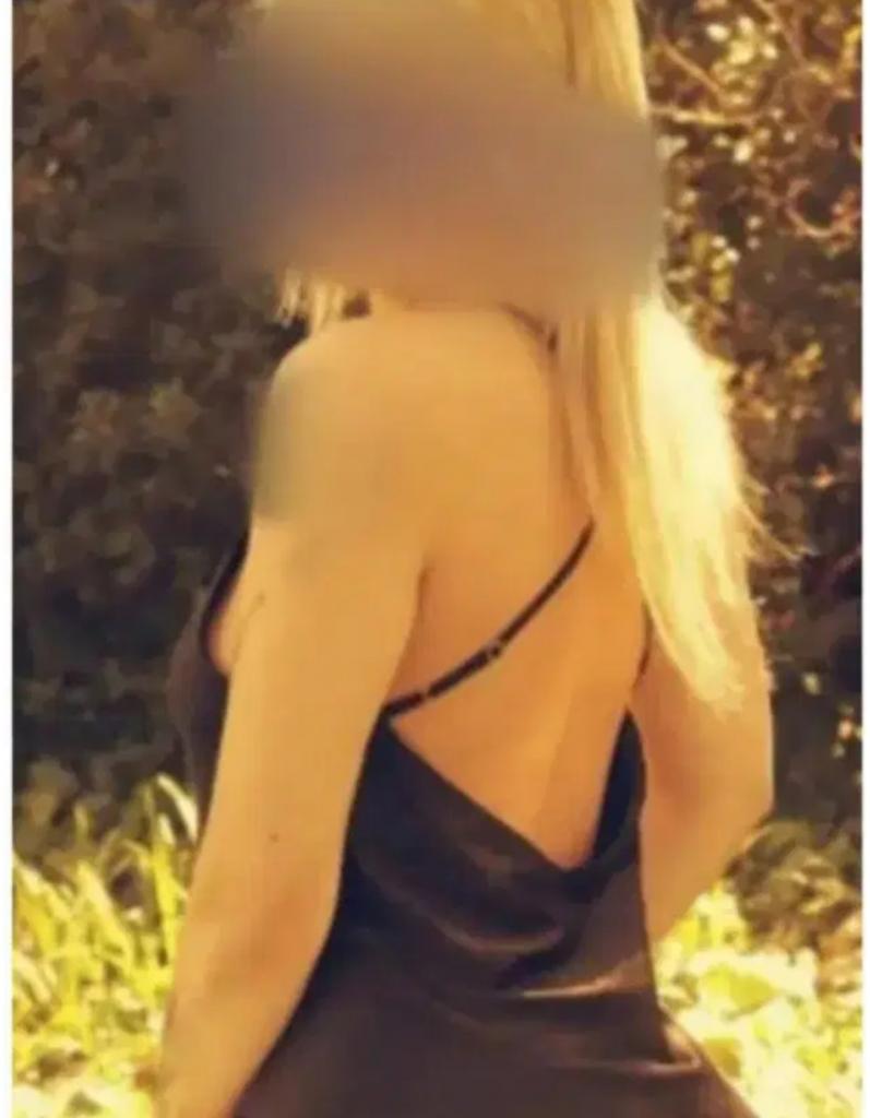 Chica busca chico en La Coruña: 