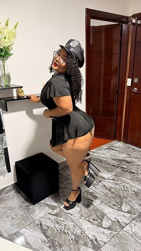 Chica busca chico en Sevilla: 