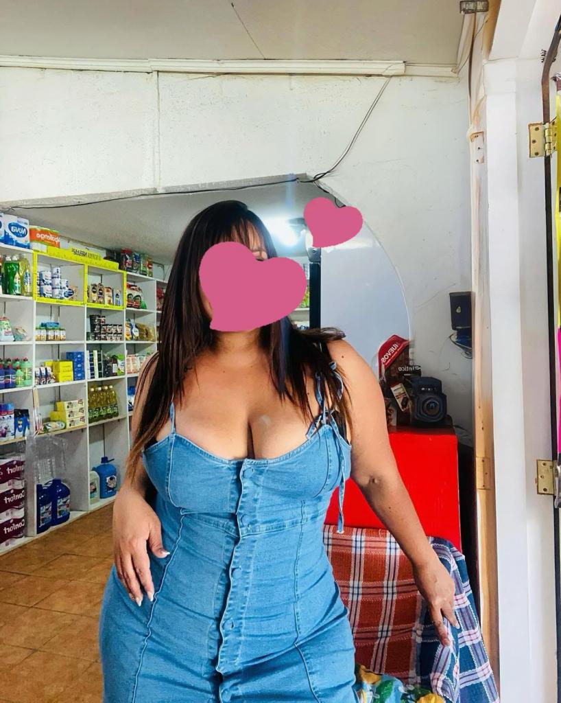 Chica busca chico en Almería: 