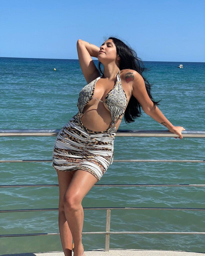 Chica busca chico en Ibiza: 