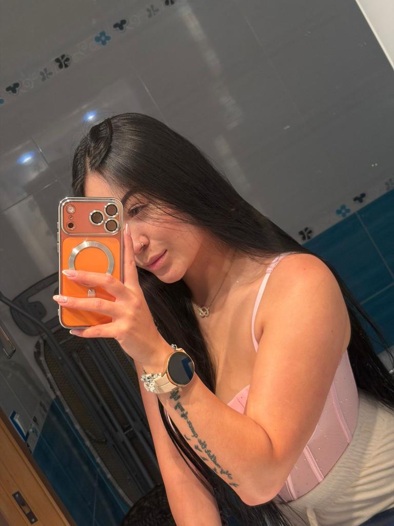 Chica busca chico en Alicante: 